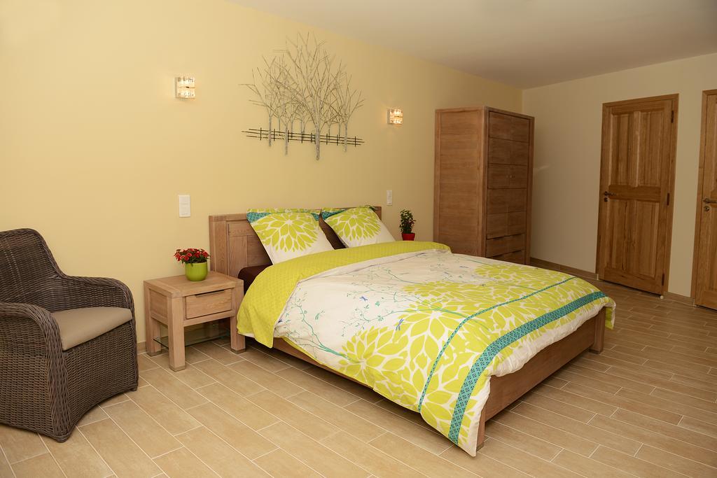 La Roque-Alric Mas De Carabelle B&B 객실 사진